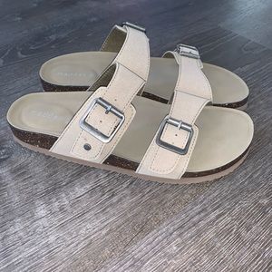Madden Girl Brando Footbed Sandals
